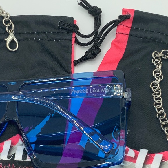 Oversized Lightweight Sunglasses - Picture 2 of 2